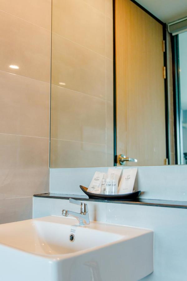 Le Lert Hotel Ratchaburi Εξωτερικό φωτογραφία