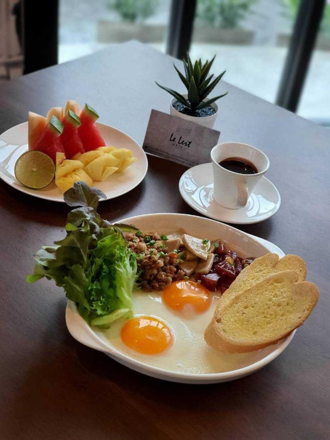 Le Lert Hotel Ratchaburi Εξωτερικό φωτογραφία