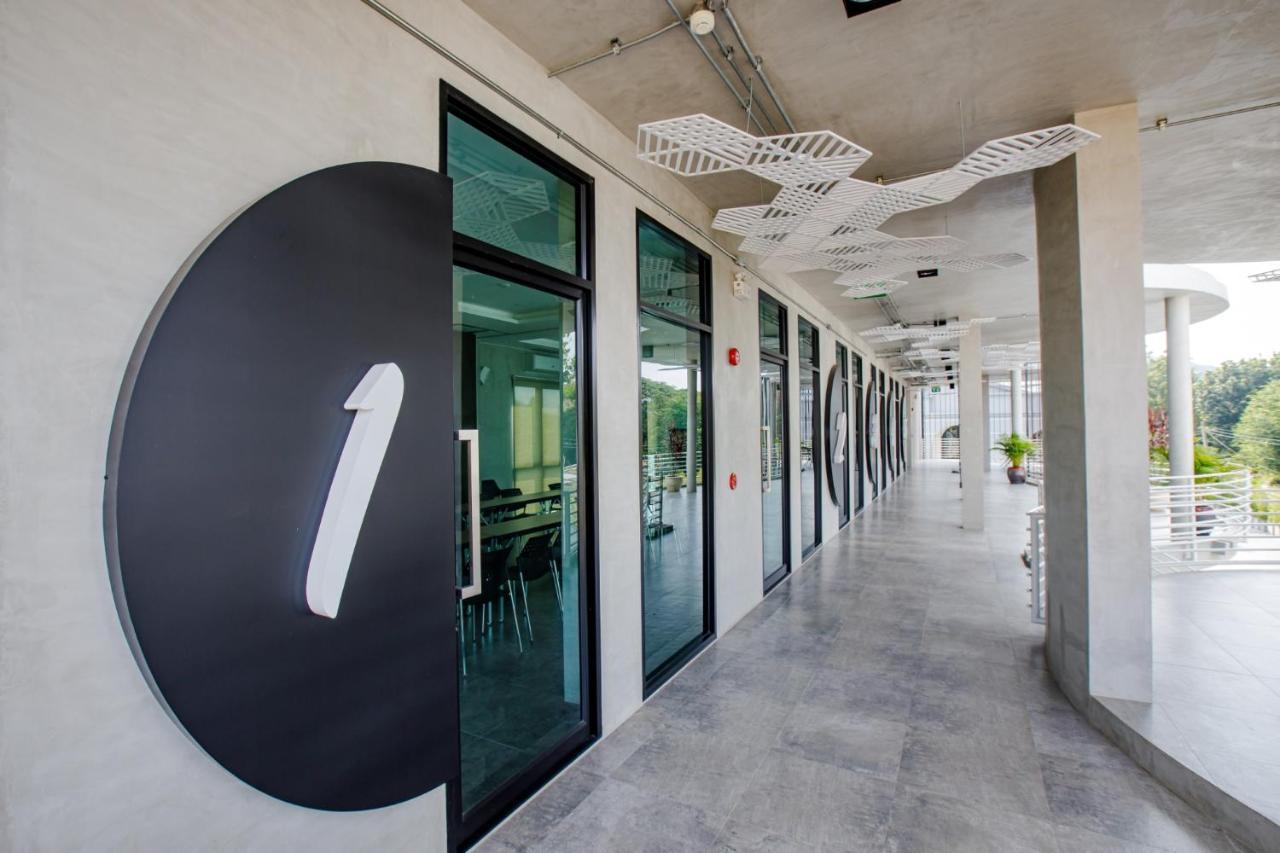 Le Lert Hotel Ratchaburi Εξωτερικό φωτογραφία
