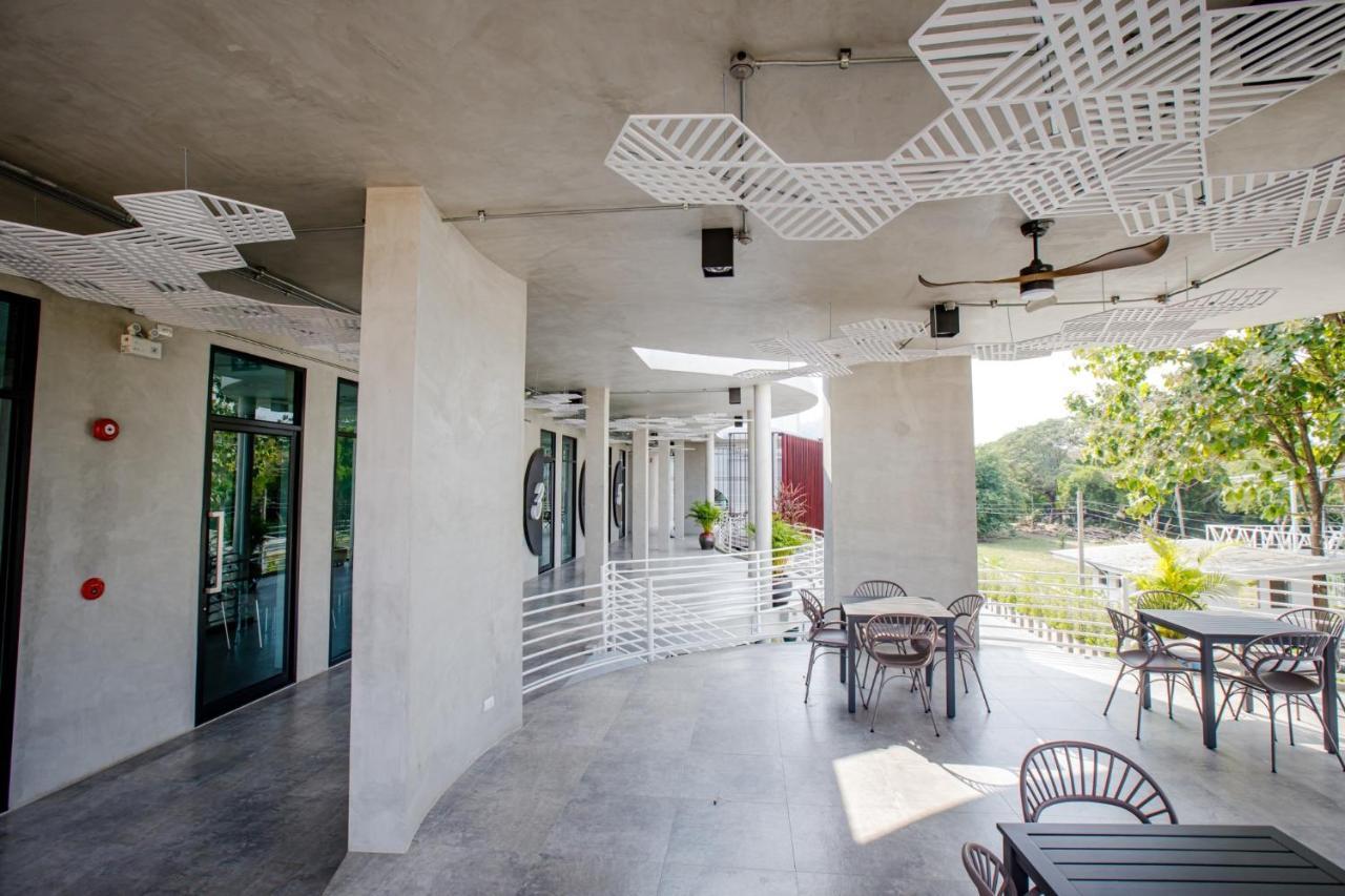 Le Lert Hotel Ratchaburi Εξωτερικό φωτογραφία