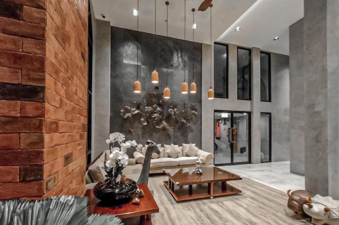 Le Lert Hotel Ratchaburi Εξωτερικό φωτογραφία